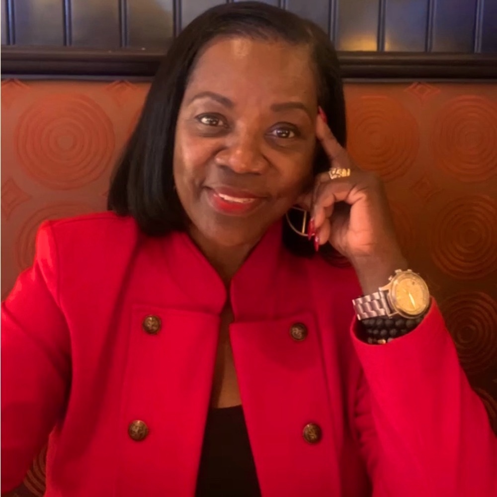 Meet your Posher, Donnanotdiva